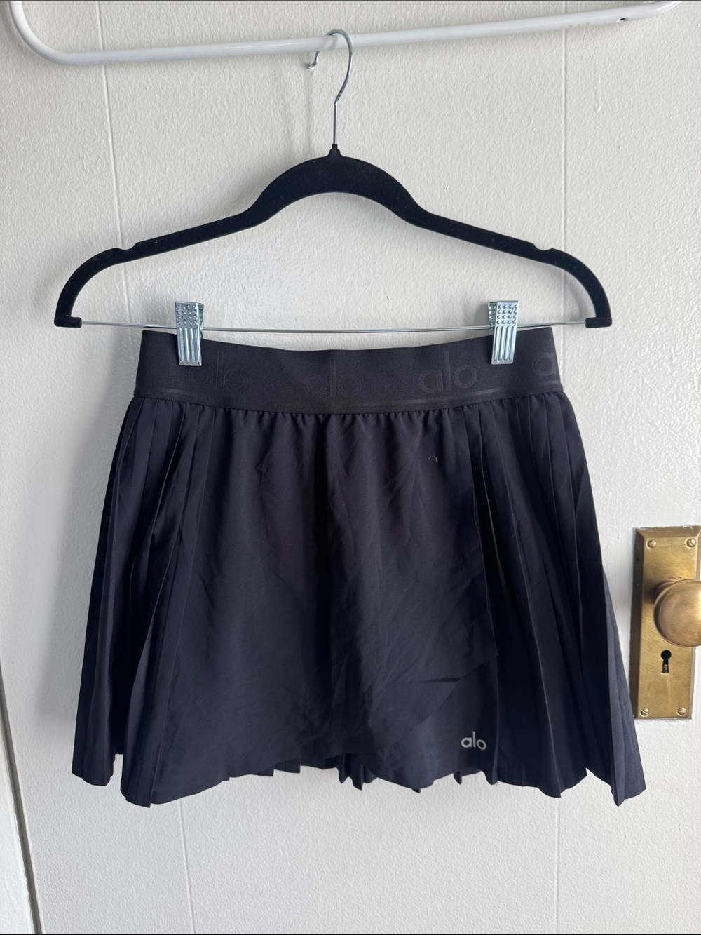 ALO Yoga Black Tennis Skirt with Built-In Shorts